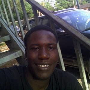 Meet your Posher, Derrick